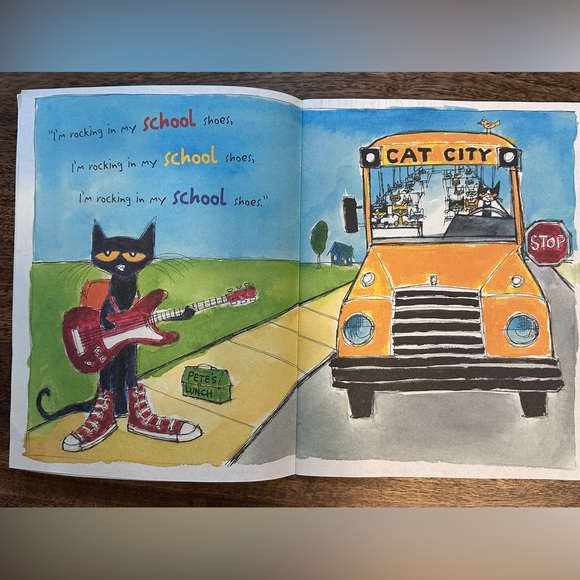 Bundle of 14 Level 1 reading books for kids - Picture 9 of 13